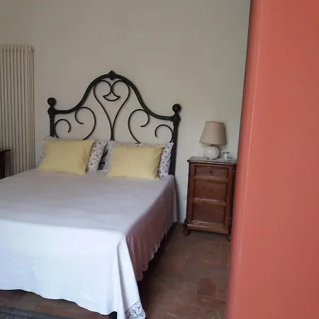 Le Di Agresta Saturnia